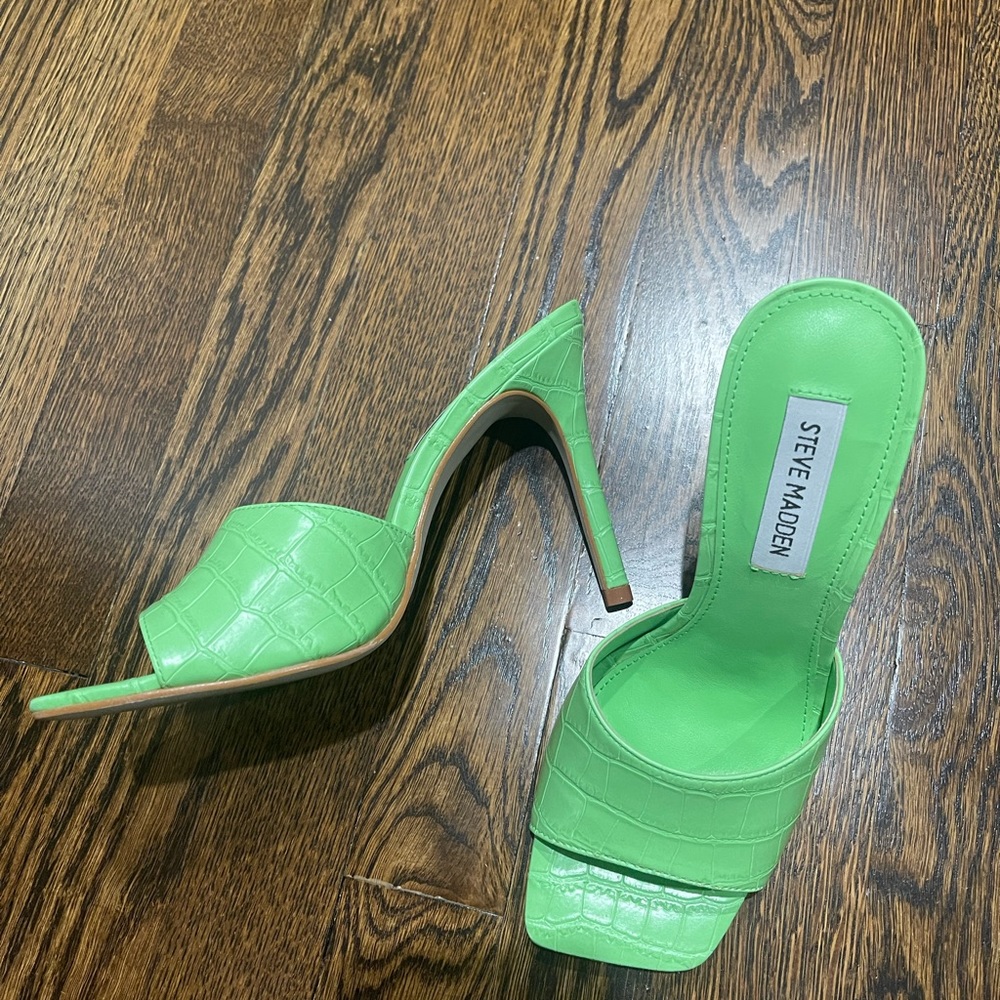 Green Steve Madden heels.